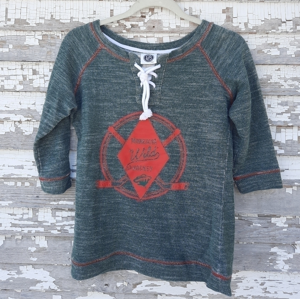 🌟 Minnesota Wild Hockey NHL for her heather green jersey sweatshirt size small